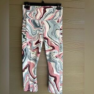 Gorgeous Athleta Athletic Capris Small Like New Condition